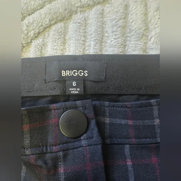 Women's Briggs Plaid  Pants - Black, Red & Gray Size 6 NWT - Picture 2 of 3